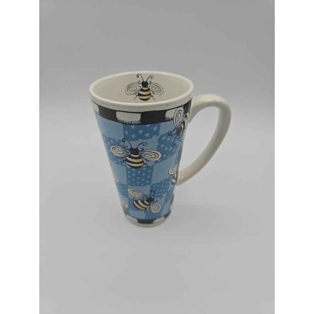 Vintage Signature Alicia Tormey Designs "Bug Me" Bee Stoneware Mug
